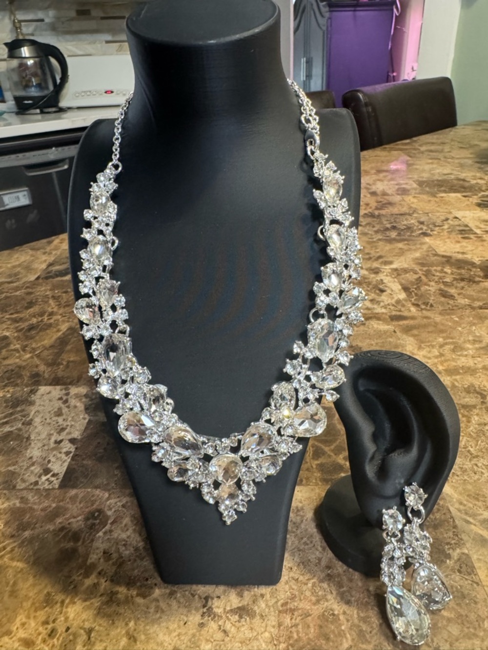 Crystal Statement Necklace and Earrings Set - Silver Clear
